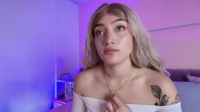 Giaa Ross online show from January 2025 11:56:02 AM