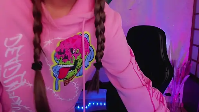 Lina Brownie online show from January 2025 02:04:02 AM