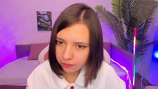 Lina Brownie online show from February 2025 04:55:01 AM