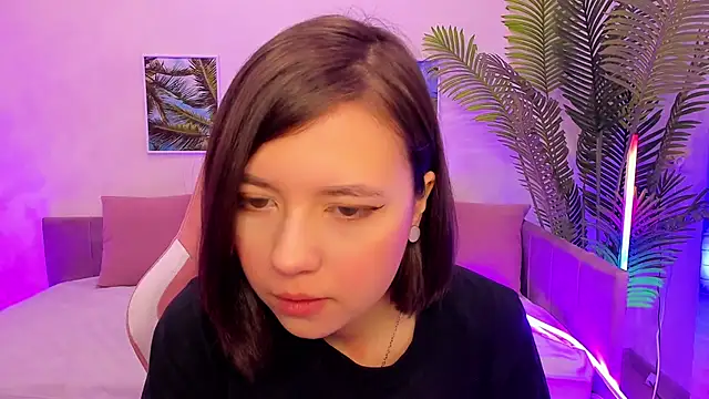 Lina Brownie online show from February 2025 01:58:02 AM