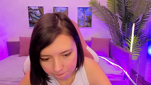 Lina Brownie online show from February 2025 05:04:01 AM