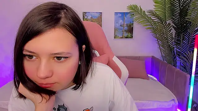 Lina Brownie online show from March 2025 02:08:02 AM