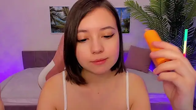 Lina Brownie online show from March 2025 05:08:01 AM