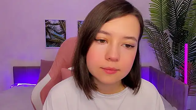 Lina Brownie online show from March 2025 02:28:02 AM