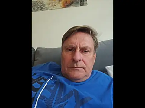 johnnym1 online show from March 2026 04:22:02 PM