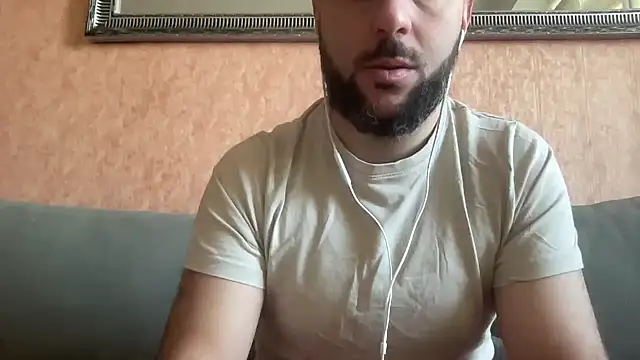 RedDante89 online show from December 2024 08:33:01 AM