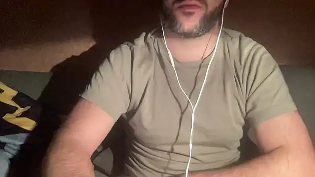 RedDante89 online show from February 2025 06:58:01 PM