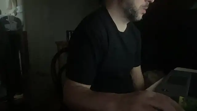 Snapshot of RedDante89 chatting on March 2026 07:03:02 AM RedDante89 online show from March 2026 07:03:02 AM