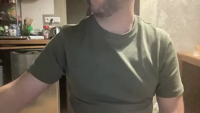 Snapshot of RedDante89 chatting on March 2026 12:36:02 AM RedDante89 online show from March 2026 12:36:02 AM