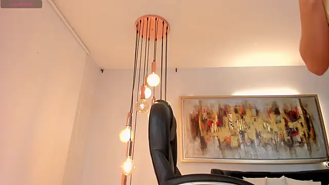 RoxanneHill  online show from April 2026 08:37:01 PM