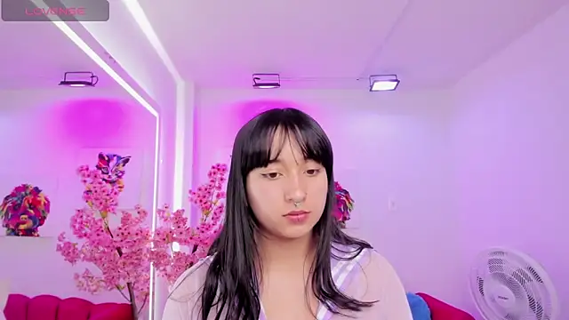 Miss dolly  online show from February 2025 12:32:01 PM