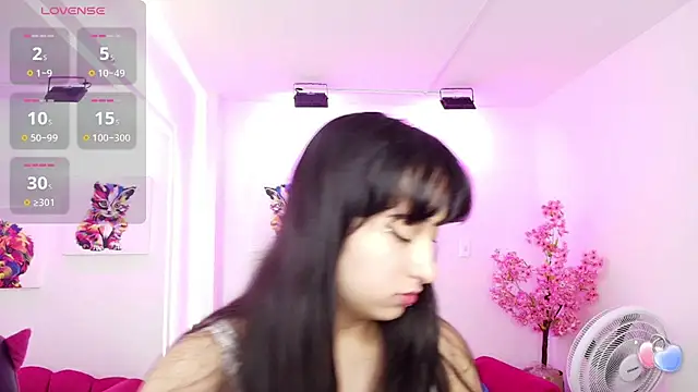 Miss dolly  online show from October 2025 12:36:01 PM