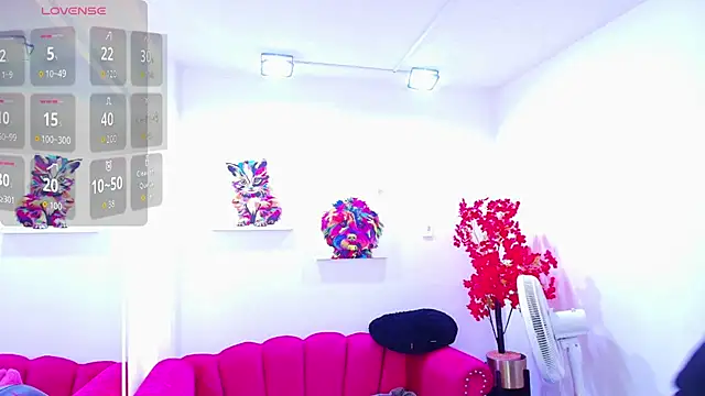 Snapshot of Miss_dolly_ chatting on April 2026 12:32:02 PM Miss dolly online show from April 2026 12:32:02 PM