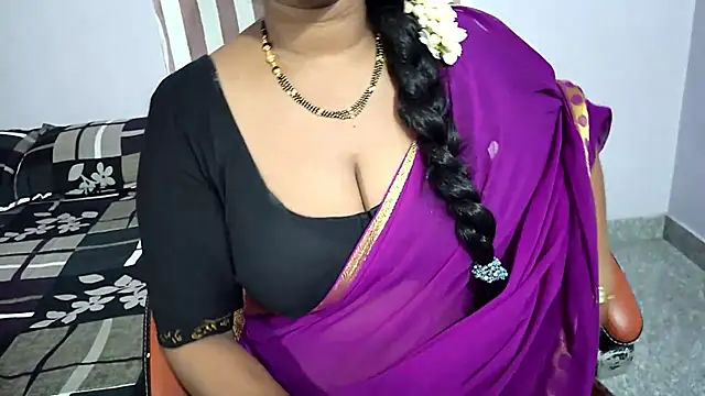 Snapshot of samyukthapuretelugu chatting on April 2026 04:00:01 AM samyukthapuretelugu online show from April 2026 04:00:01 AM