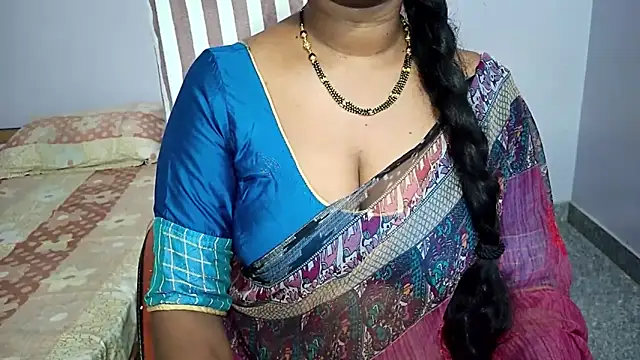 Snapshot of samyukthapuretelugu chatting on April 2026 01:57:02 PM samyukthapuretelugu online show from April 2026 01:57:02 PM