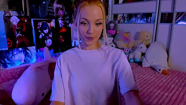 Cute  Pony online show from February 2025 09:25:02 PM