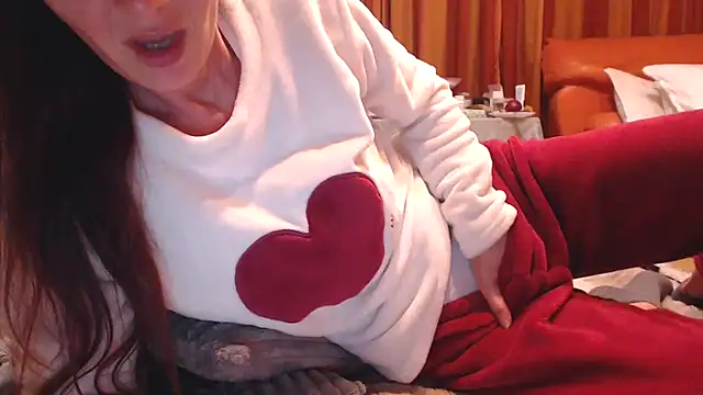 LovelyAndraGirl online show from September 2025 02:05:01 AM