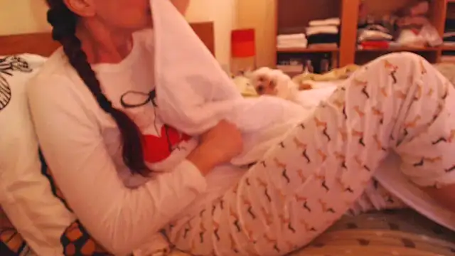LovelyAndraGirl online show from July 2026 12:51:01 PM