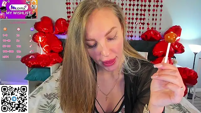 Snapshot of Kelly_Hardy chatting on February 2025 04:20:01 AM Kelly Hardy online show from February 2025 04:20:01 AM