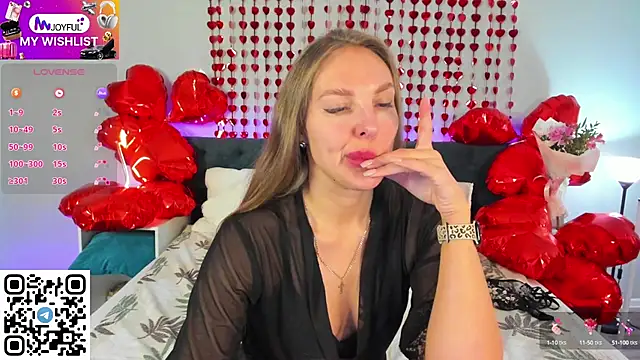 Snapshot of Kelly_Hardy chatting on February 2025 07:37:01 AM Kelly Hardy online show from February 2025 07:37:01 AM