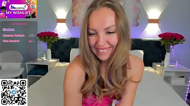 Snapshot of Kelly_Hardy chatting on March 2025 01:14:02 AM Kelly Hardy online show from March 2025 01:14:02 AM