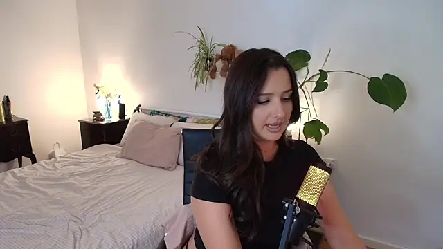 Snapshot of Lenas_Room chatting on March 2026 06:30:01 AM Lenas Room online show from March 2026 06:30:01 AM