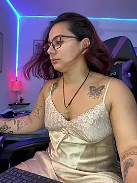 Snapshot of Amarantha_666 chatting on December 2024 07:23:01 PM Amarantha 666 online show from December 2024 07:23:01 PM