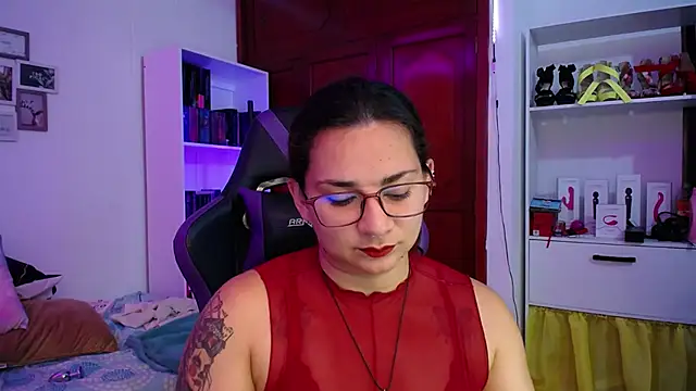 Snapshot of Amarantha_666 chatting on December 2024 10:30:02 PM Amarantha 666 online show from December 2024 10:30:02 PM
