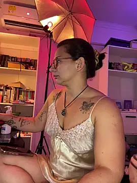 Snapshot of Amarantha_666 chatting on February 2026 09:53:02 PM Amarantha 666 online show from February 2026 09:53:02 PM