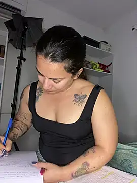 Snapshot of Amarantha_666 chatting on April 2026 02:48:02 PM Amarantha 666 online show from April 2026 02:48:02 PM