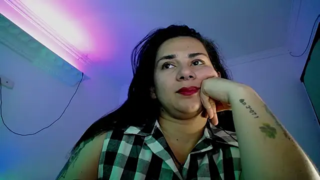 Snapshot of Amarantha_666 chatting on April 2026 09:42:02 PM Amarantha 666 online show from April 2026 09:42:02 PM