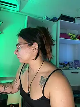 Snapshot of Amarantha_666 chatting on May 2026 11:42:01 PM Amarantha 666 online show from May 2026 11:42:01 PM