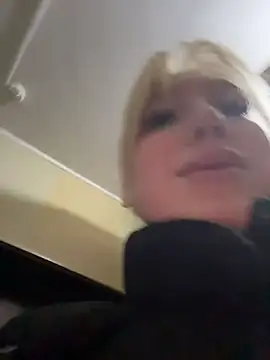 Snapshot of NikaMur chatting on November 2025 03:50:02 AM NikaMur online show from November 2025 03:50:02 AM