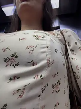 Snapshot of NikaMur chatting on February 2026 02:18:02 AM NikaMur online show from February 2026 02:18:02 AM