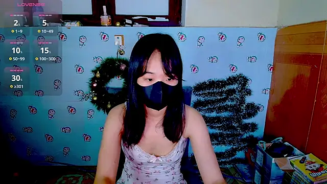 Snapshot of __Saphia__ chatting on December 2024 12:35:01 AM   Saphia   online show from December 2024 12:35:01 AM