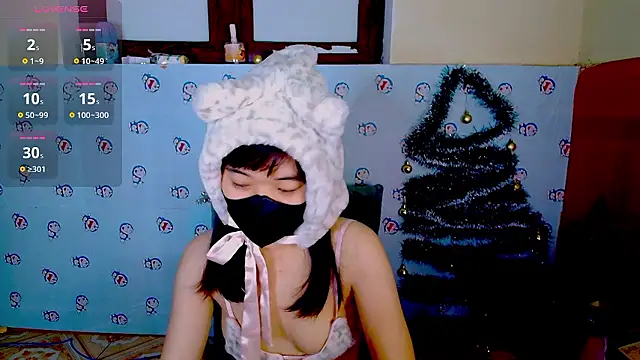 Snapshot of __Saphia__ chatting on December 2024 03:22:01 PM   Saphia   online show from December 2024 03:22:01 PM