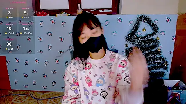 Snapshot of __Saphia__ chatting on December 2024 04:36:02 AM   Saphia   online show from December 2024 04:36:02 AM