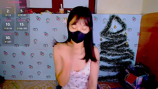 Snapshot of __Saphia__ chatting on January 2025 12:25:01 AM   Saphia   online show from January 2025 12:25:01 AM