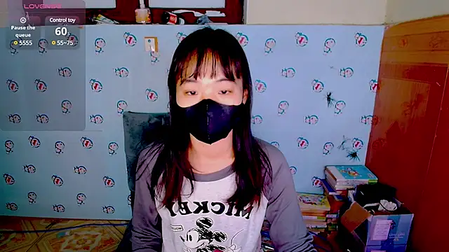 Snapshot of __Saphia__ chatting on January 2025 12:38:01 AM   Saphia   online show from January 2025 12:38:01 AM