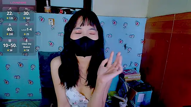 Snapshot of __Saphia__ chatting on January 2025 02:42:02 PM   Saphia   online show from January 2025 02:42:02 PM