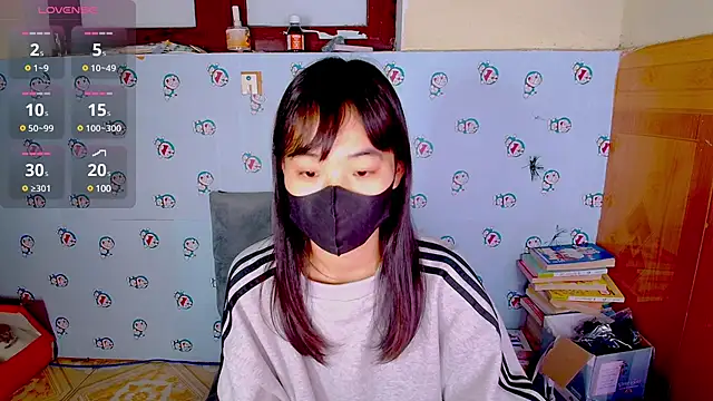 Snapshot of __Saphia__ chatting on February 2025 12:35:02 AM   Saphia   online show from February 2025 12:35:02 AM