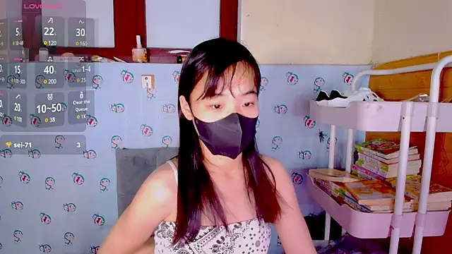 Snapshot of __Saphia__ chatting on March 2025 12:38:01 AM   Saphia   online show from March 2025 12:38:01 AM