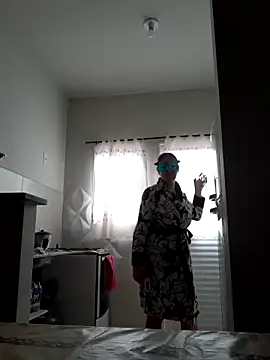 Snapshot of MILEIDE980 chatting on September 2025 11:35:01 AM MILEIDE980 online show from September 2025 11:35:01 AM