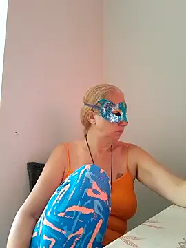 Snapshot of MILEIDE980 chatting on November 2025 11:33:01 AM MILEIDE980 online show from November 2025 11:33:01 AM