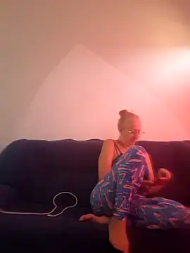 Snapshot of MILEIDE980 chatting on November 2025 02:30:01 PM MILEIDE980 online show from November 2025 02:30:01 PM