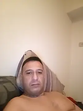 Snapshot of SourDifference5 chatting on March 2026 09:31:02 PM SourDifference5 online show from March 2026 09:31:02 PM