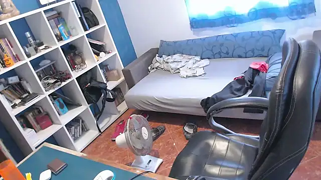 ravingr4d4 online show from September 2025 01:15:01 PM