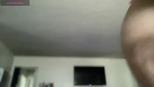 Snapshot of cocaNutt chatting on August 2026 06:11:01 PM cocaNutt online show from August 2026 06:11:01 PM