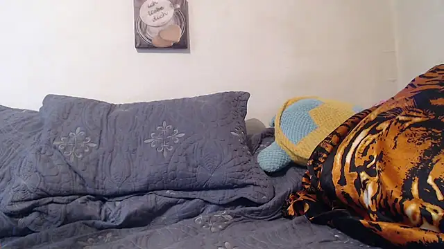 Andra Love online show from January 2025 07:28:01 PM