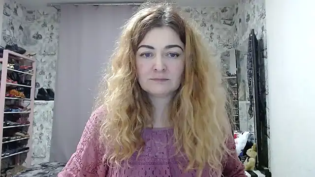 Helen1974 online show from December 2024 05:03:01 PM